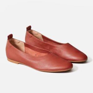 Everlane Day Glove ballet flat in brick red tan US 8 *runs narrow!*